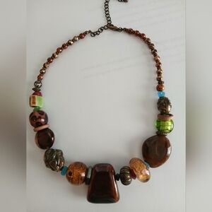 VTG Multicolor Bead Necklace – Classic C Clasp Statement Jewelry